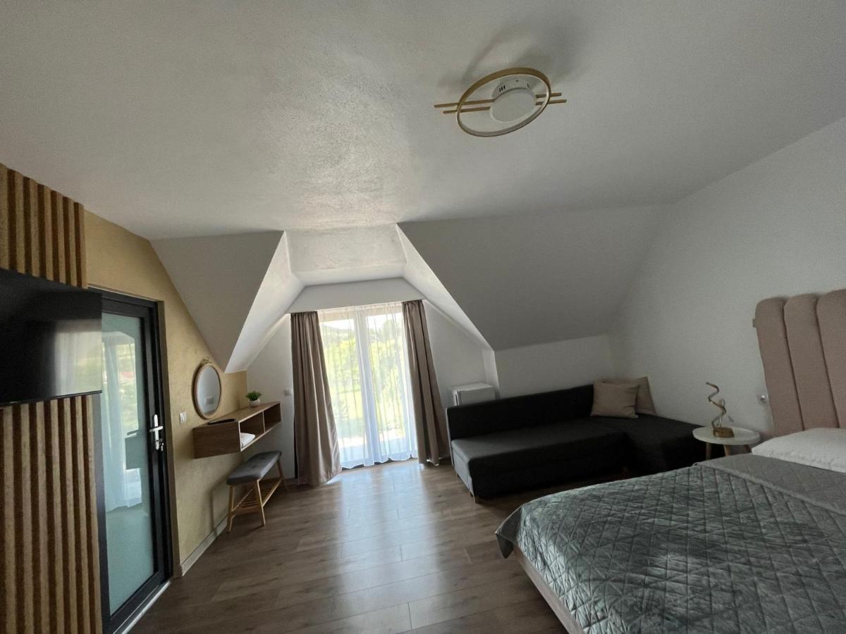 Casa Boila Hotel Bîrsana Eksteriør billede